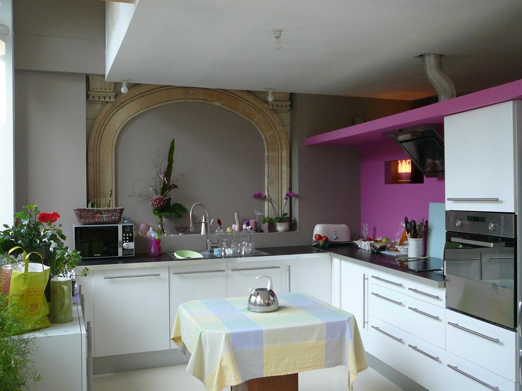 Cuisine moderne grise et blanche – lombards