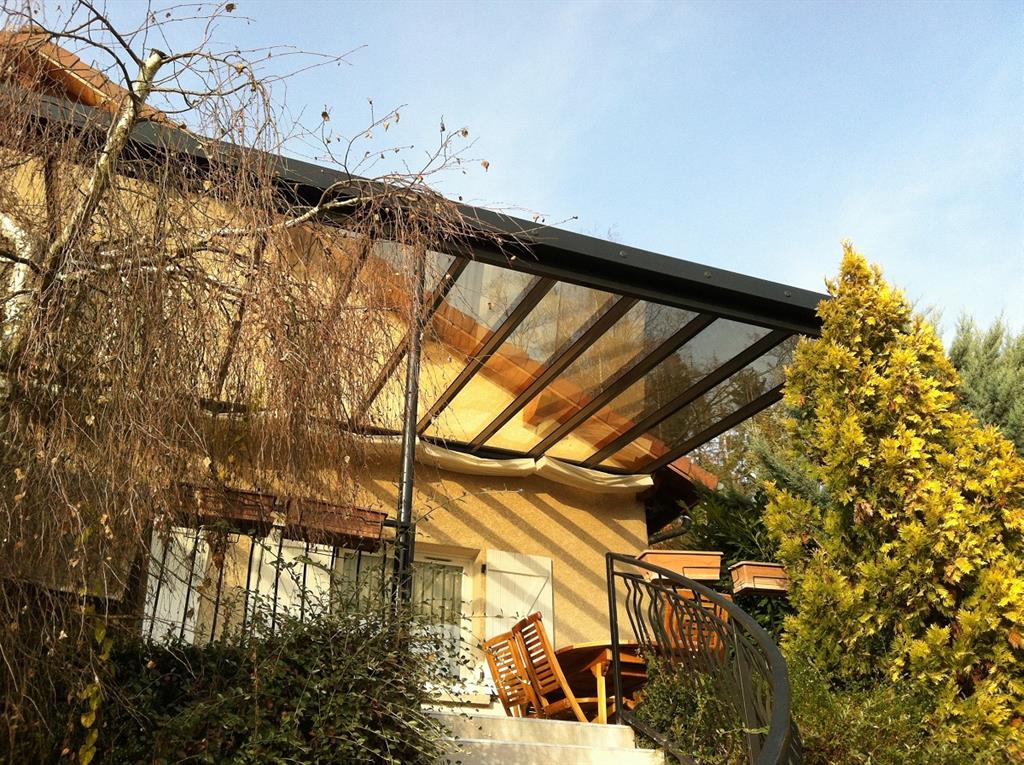 Terrasse couverte : 12 solutions légères pour se mettre à l'ombre ...